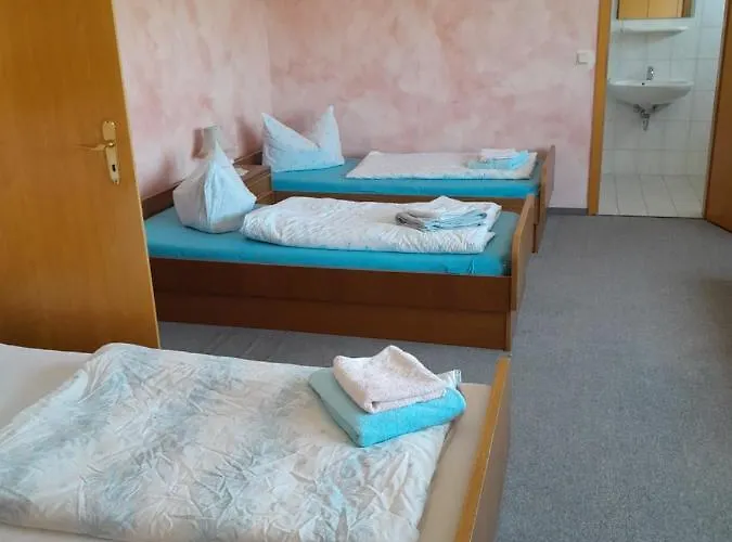 Sport & Freizeit Centrum בית הארחה 3*